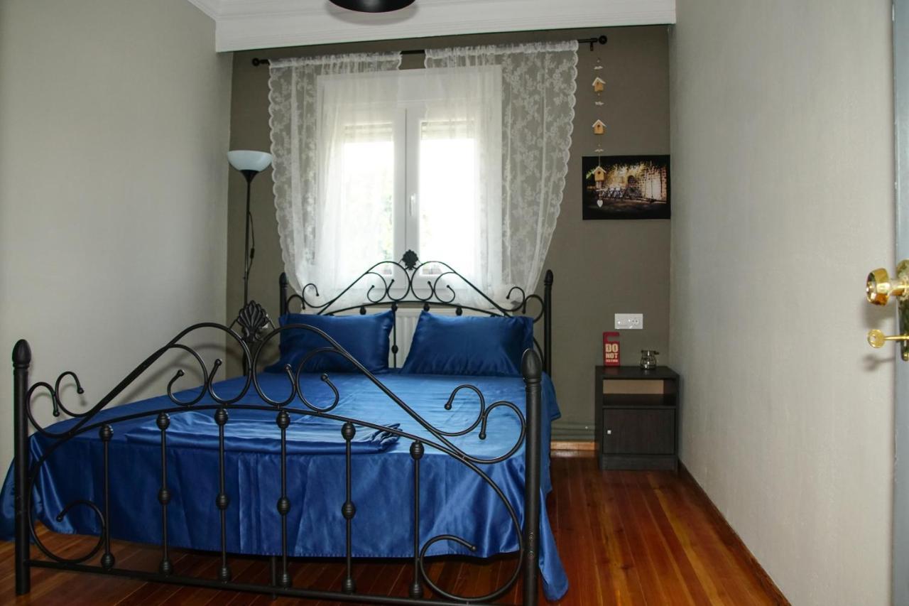 Rania'S Guest House Арідая Екстер'єр фото